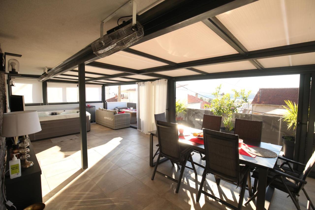Luxurious Seaview Apartment Sibenik Exterior photo